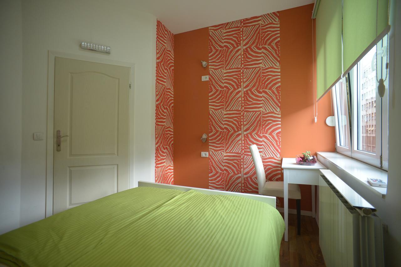 Stella Di Notte Hostel Beograd Bagian luar foto