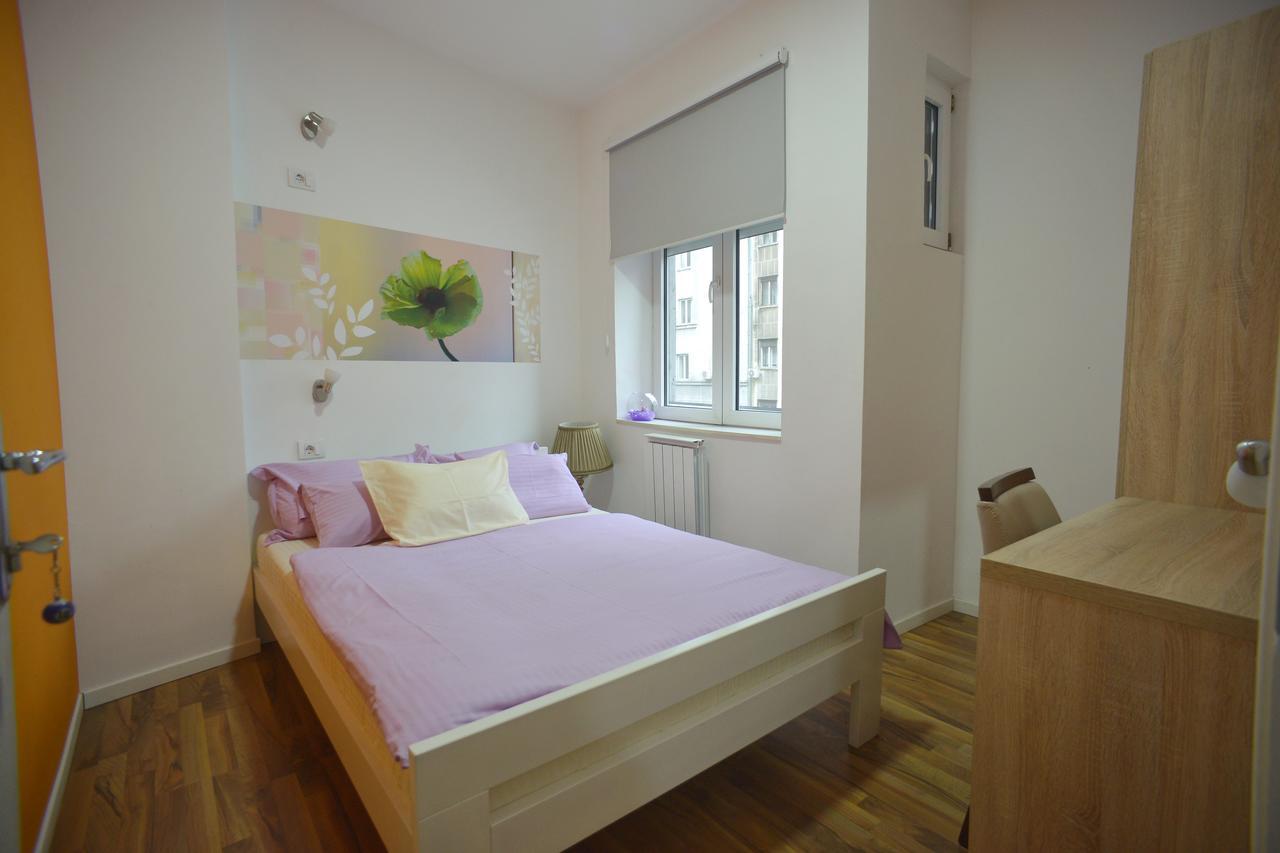 Stella Di Notte Hostel Beograd Bagian luar foto