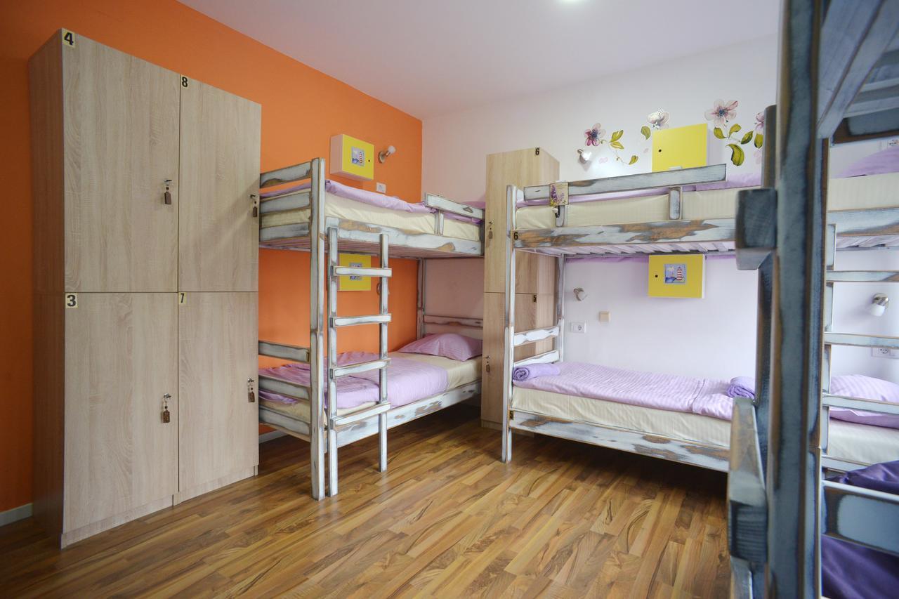 Stella Di Notte Hostel Beograd Bagian luar foto