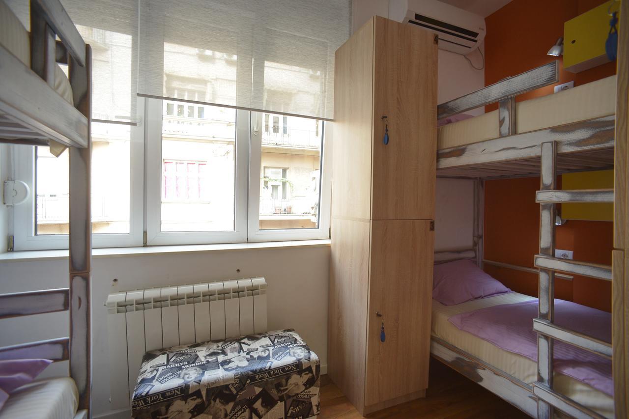 Stella Di Notte Hostel Beograd Bagian luar foto