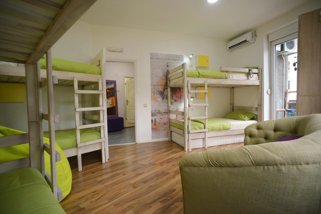 Stella Di Notte Hostel Beograd Bagian luar foto