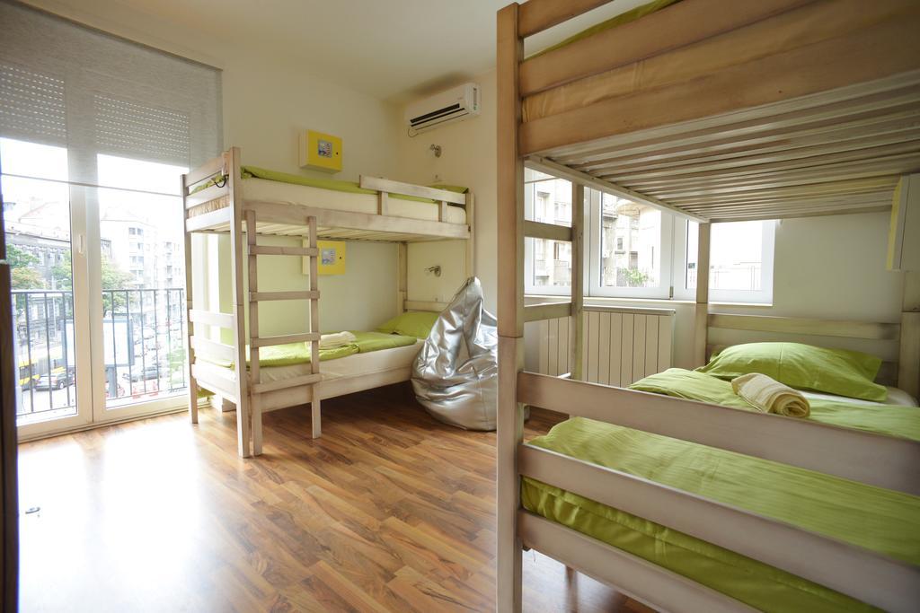 Stella Di Notte Hostel Beograd Bagian luar foto